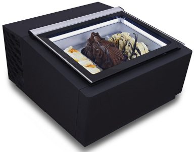 SCHEPIJSVITRINE ZW. KLANTZIJDE